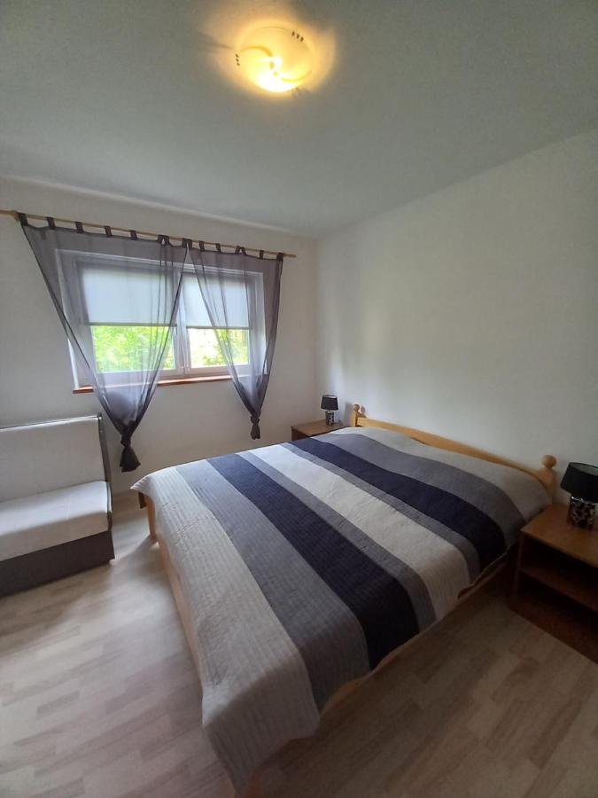 Apartman Filip Lejlighed Smoljanac Eksteriør billede