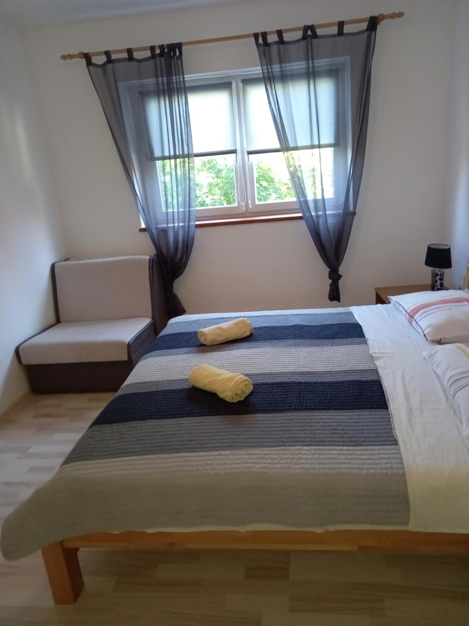 Apartman Filip Lejlighed Smoljanac Eksteriør billede